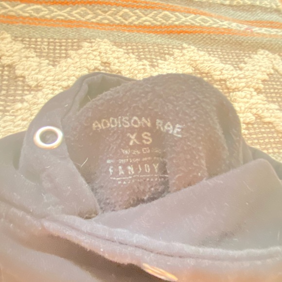 I need a bad bleep Addison Rae merch - Picture 2 of 3